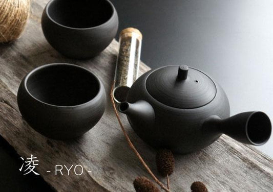 [SALIU] 日本製常滑燒 凌-RYO- 手作茶壺套裝（一壺二杯）